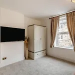 2 Bed In Oc-w31758