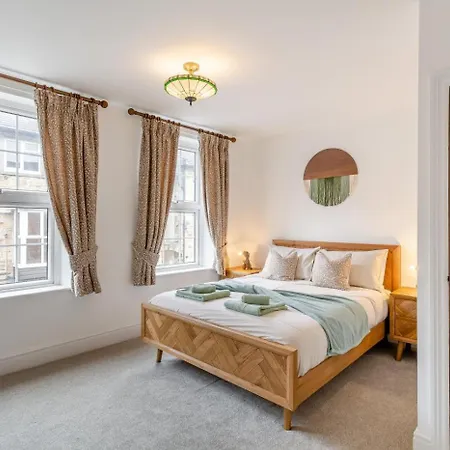 2 Bed In Knaresborough Oc-W31758 Knaresborough