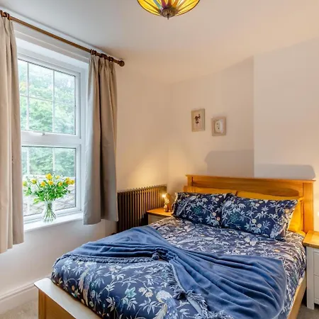2 Bed In Knaresborough Oc-W31758