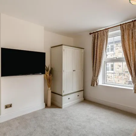 2 Bed In Oc-w31758
